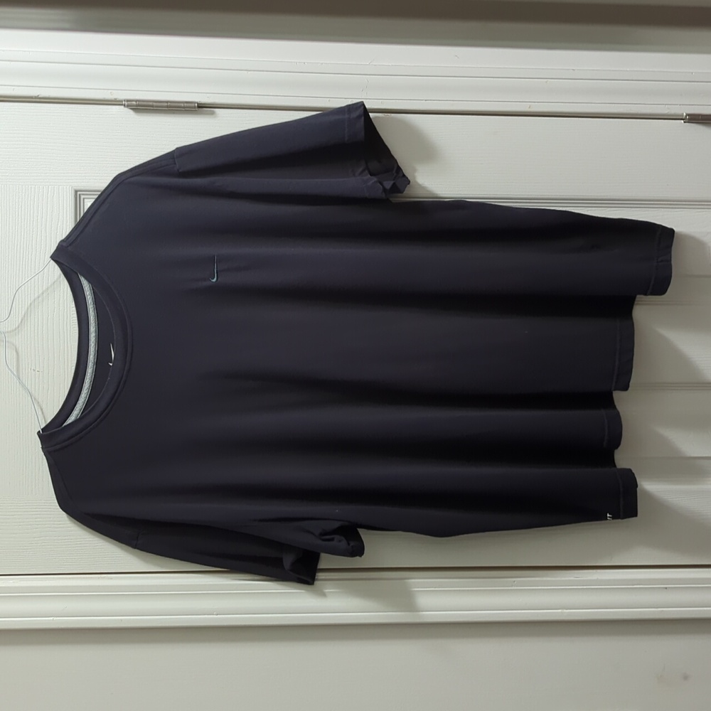 Men's Nike Dri-fit  Black T-Shirt Swoosh Size 3XL